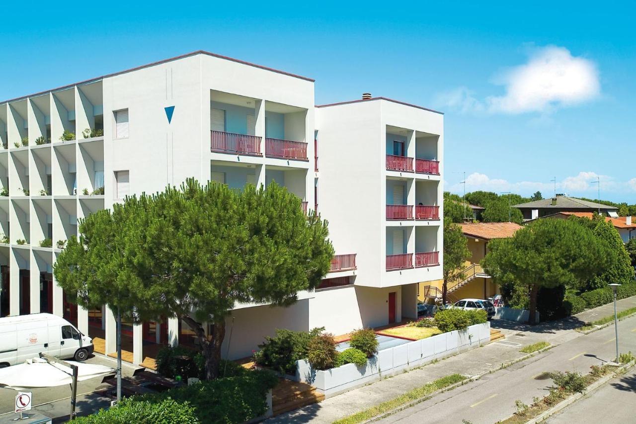 Urano Bibione